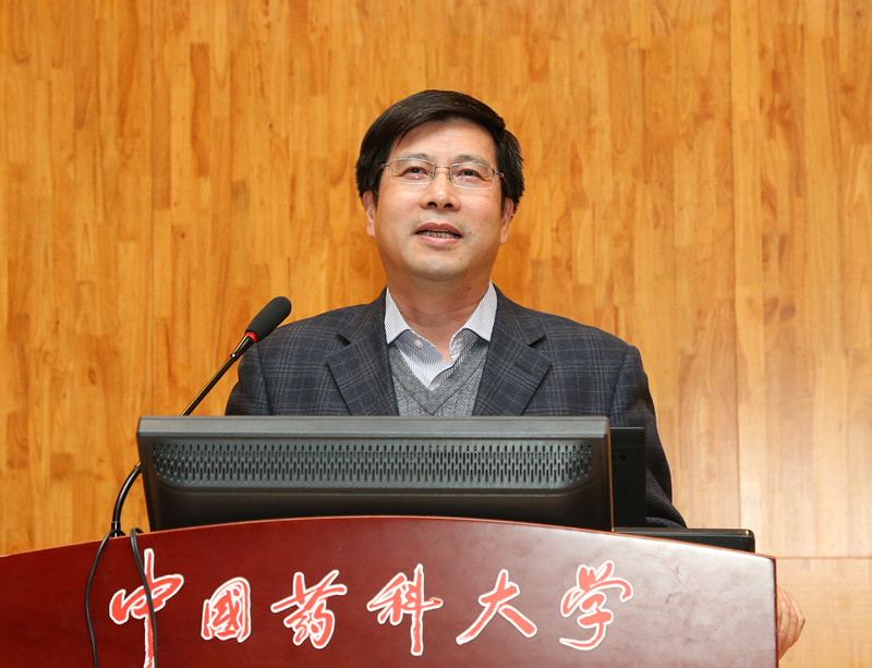 教授讲党课学生党员讲党课会议现场(供稿单位:组织部,撰写人:王翔)